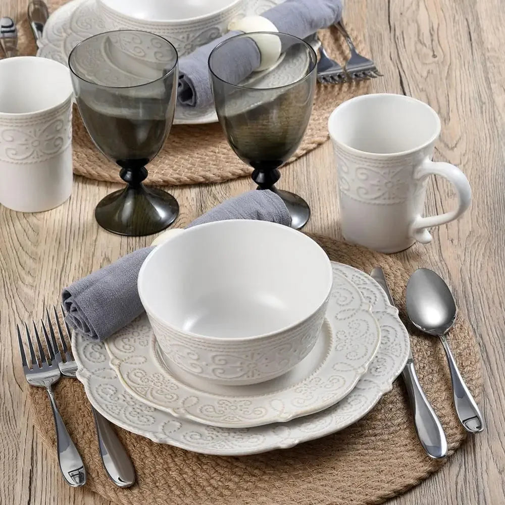 16-Piece White Stoneware Dinnerware Set Scalloped Edge
