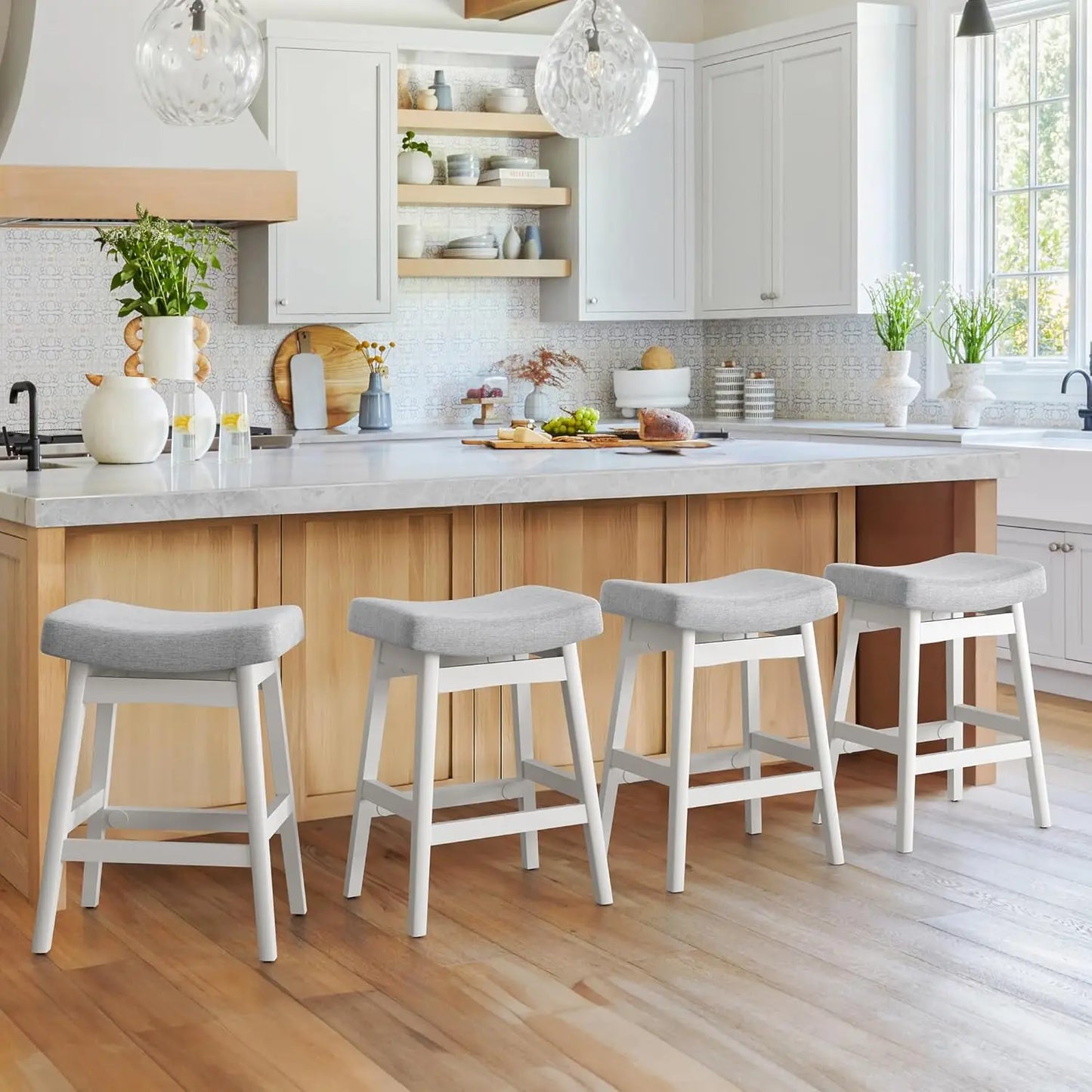 Set of 4, Barstools with Sturdy Wood Legs