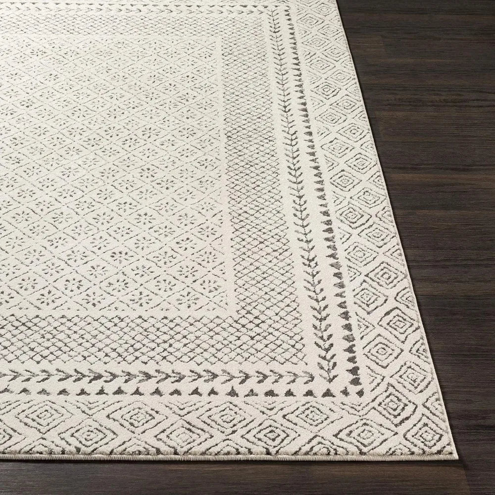 Round Farmhouse Area Rug
