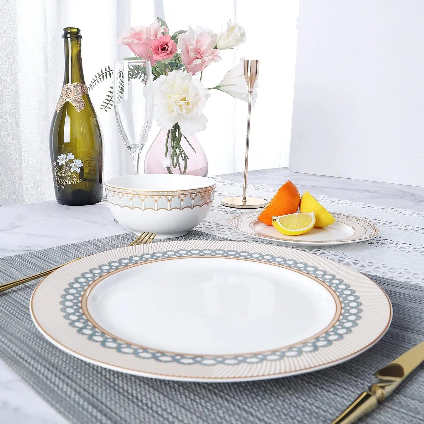 Porcelain Dinnerware Service for 6