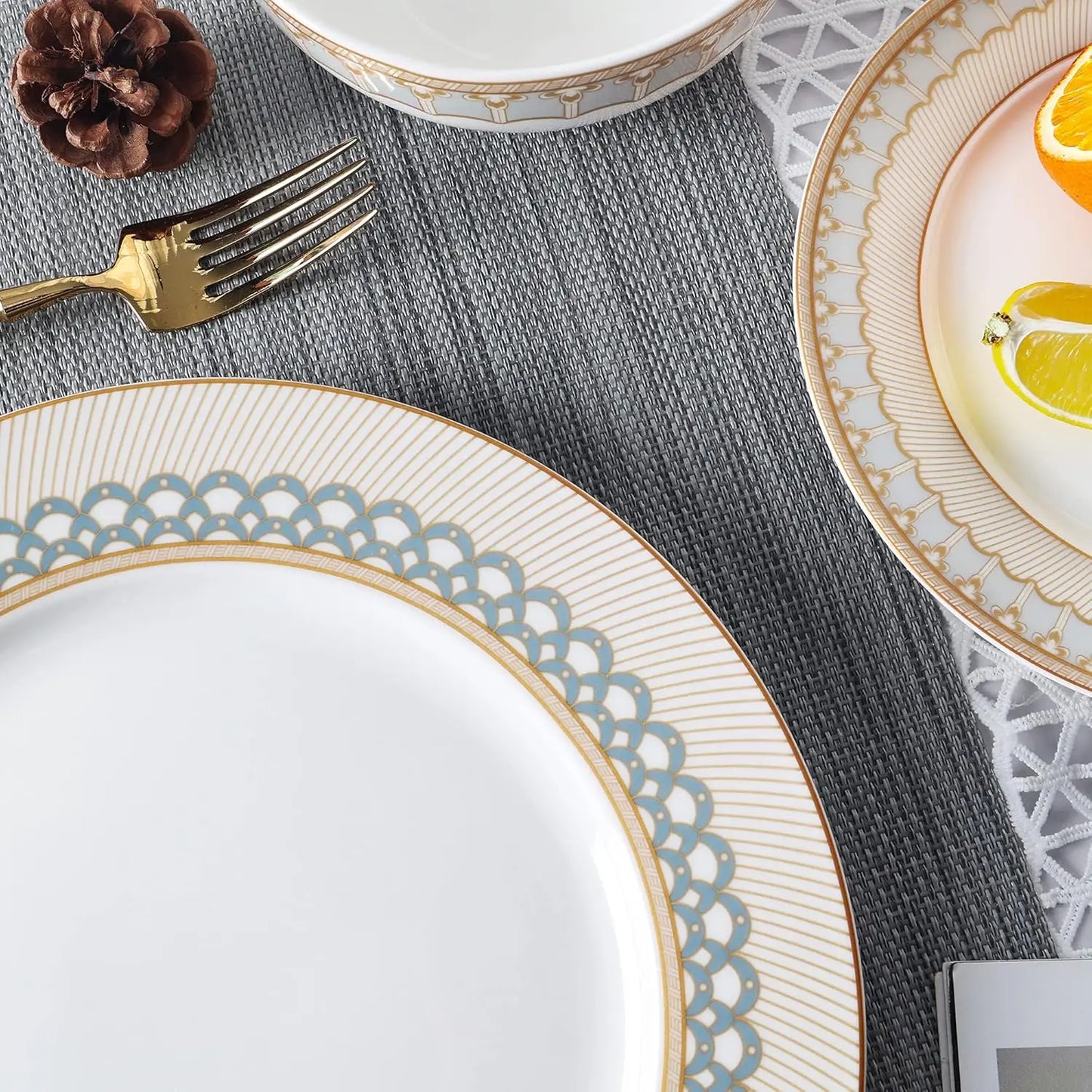 Porcelain Dinnerware Service for 6
